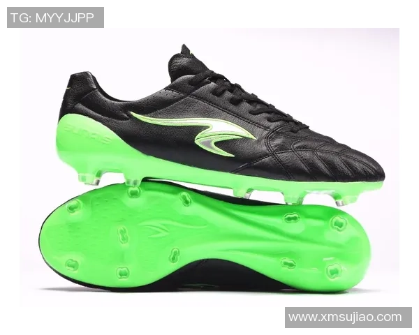 世界杯球星专属足球鞋解析:技术与个性并存的赛场利器 世界杯球星专属足球鞋解析:技术与个性并存的赛场利器