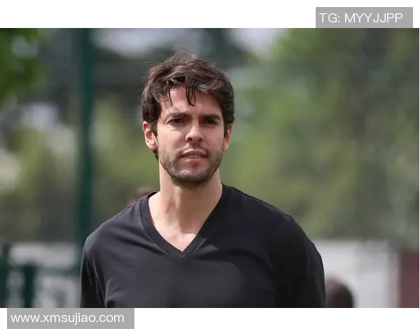 卡卡经典发型大解析如何打造与足球天王同款帅气造型