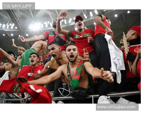 拆开足球星卡96元8包带你走进世界杯收藏的世界精彩瞬间 拆开足球星卡96元8包带你走进世界杯收藏的世界精彩瞬间