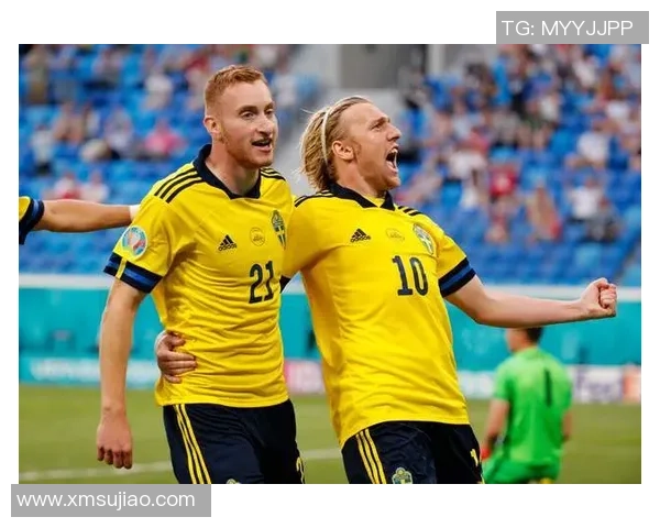 波兰足球球星的崛起与挑战：从莱万多夫斯基到新一代天才的故事