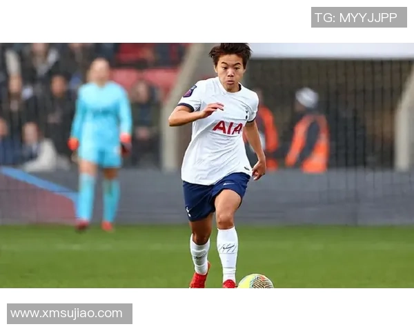 王霜代言球鞋球衣发布引领时尚潮流成就运动品牌新风尚