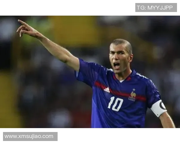 足球历史上的4号球星：那些影响力超越位置的传奇人物